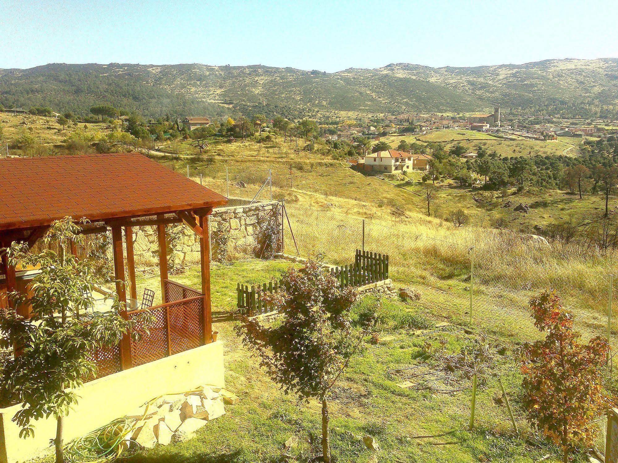 El Jardincillo Guest House Robledo de Chavela Exterior photo